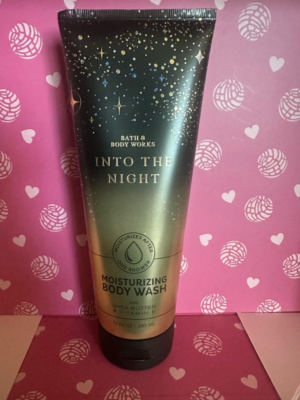 Bath & Body Works Into The Night Moisturizing Body Wash - Black/Gold